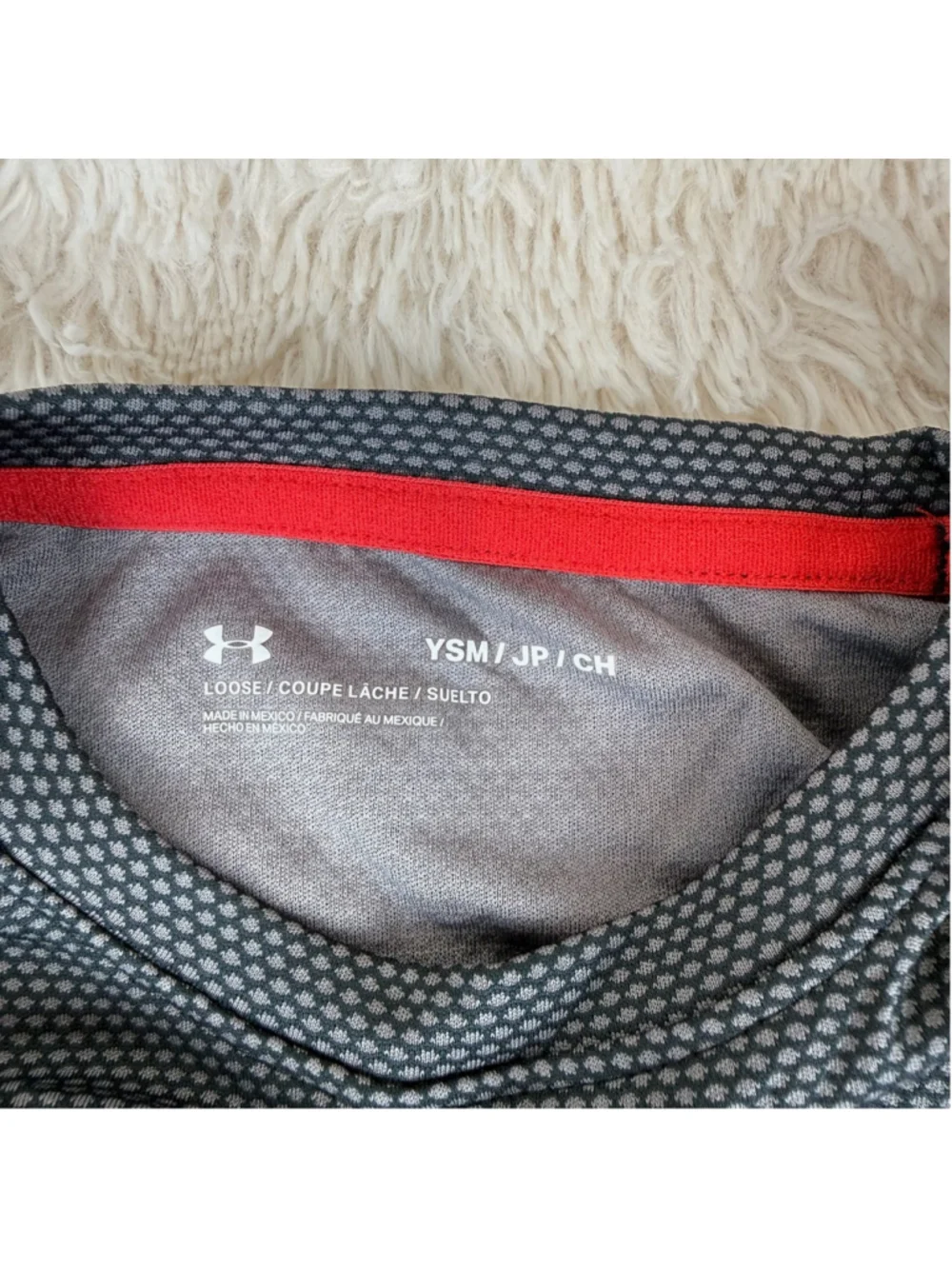 Boys Under Armour grey long sleeve shirt-YSM
